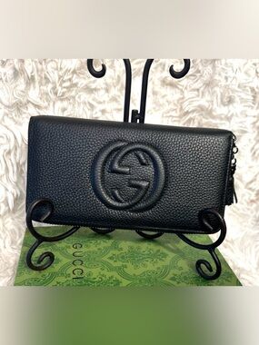 🖤🖤Black Luxury Fashion Gorgeous Zip around wallet🖤🖤NWOT